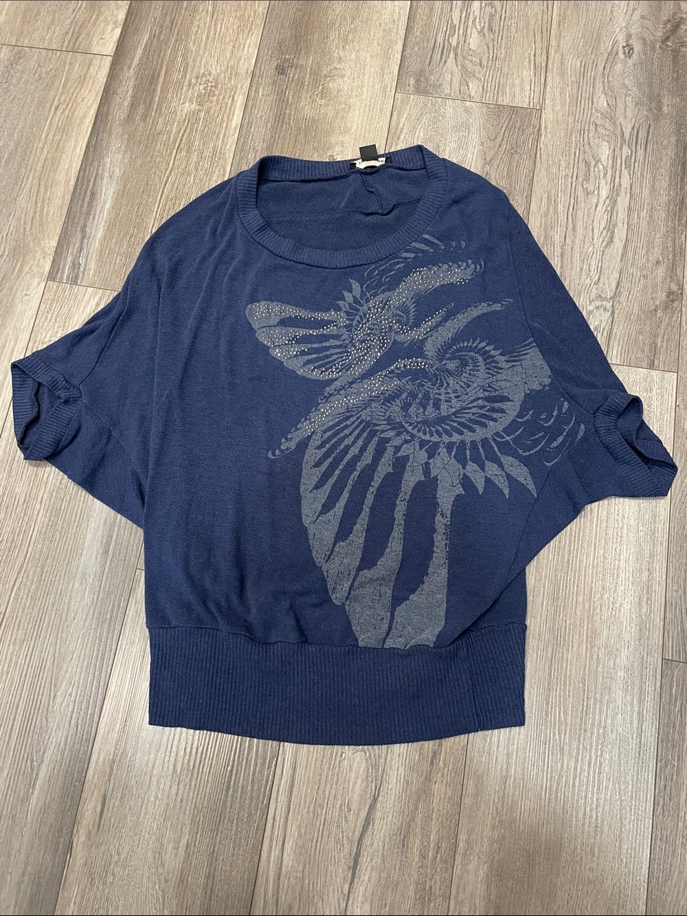 Forever 21 Navy Short Sleeve Pullover with Wing Graphic
